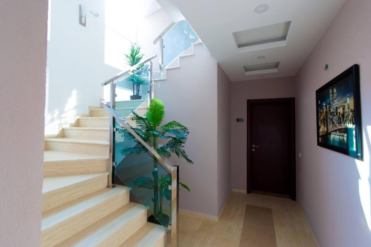 A3 Apartments Villa ウルツィニ エクステリア 写真