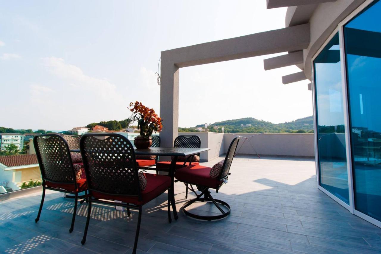 A3 Apartments Villa ウルツィニ エクステリア 写真
