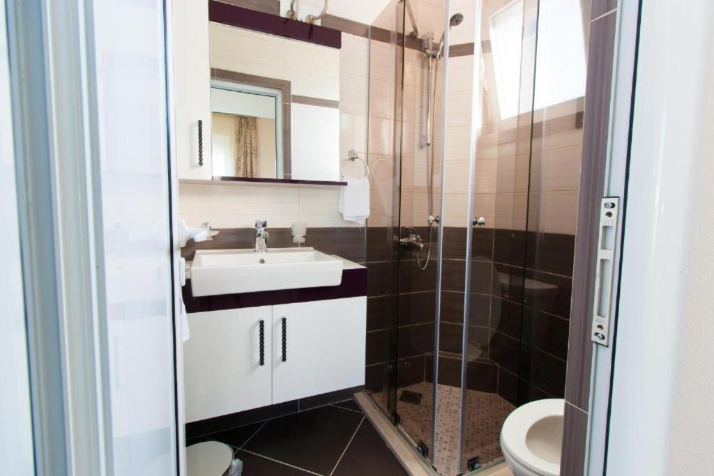 A3 Apartments Villa ウルツィニ エクステリア 写真